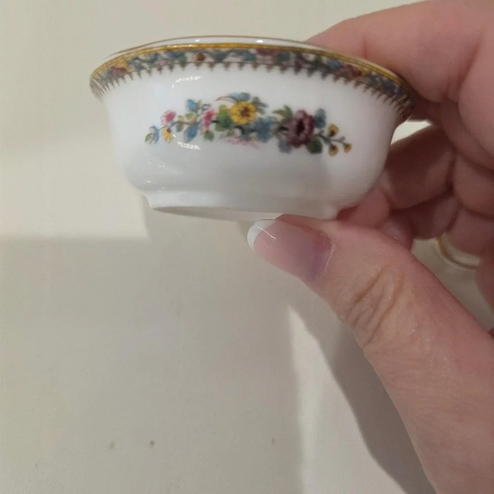 Coalport Ming Rose‎ Miniature Creamer and Sugar Bowl Set English Bone China Gold